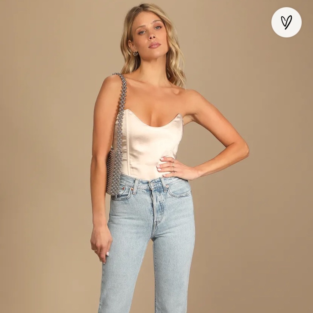 Lulu’s Strapless Satin Bustier Bodysuit